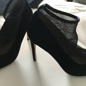Black suede and mesh heels